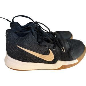 Youth Boys Nike 2017 Kyrie 3 TD Black/Gold Badge of Honor High Top Sneakers  2.5